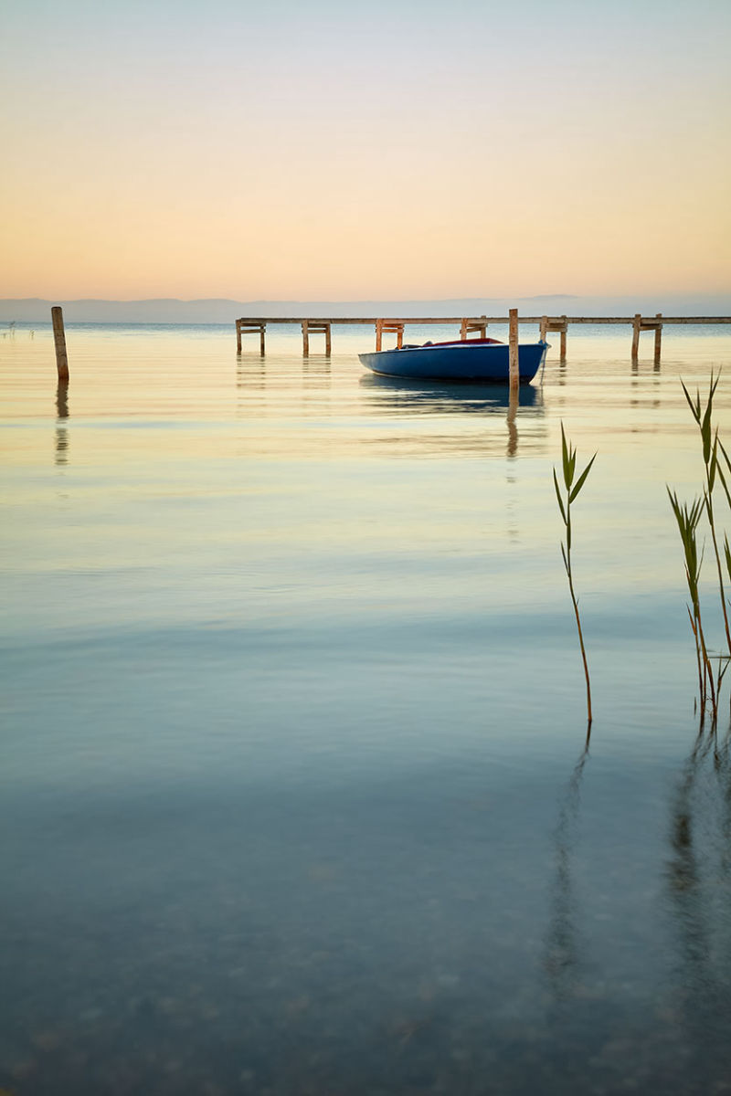 Boot Wellen Ruhig Steg Podersdorf Neusiedlersee Österreich Landschaftsfotografie Marchtrenk Österreich Linzenz Druck Bild Foto Art-Print Leinen Keilrahmen Sanft  